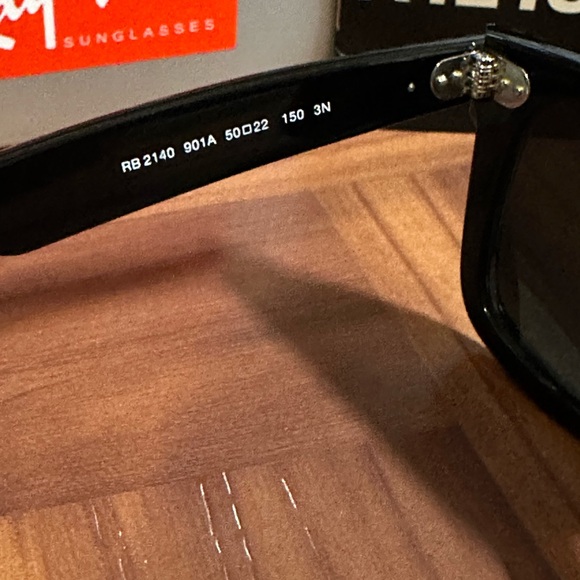 RayBan 2140 901A black/grey lenses 50mm - Picture 8 of 11